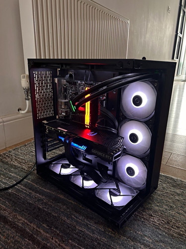 Custom gaming desktop tower - pc,